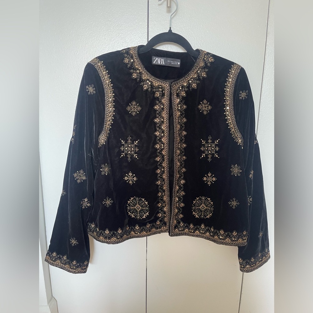 Zara Black Velvet Blazer with Gold Embellishments - Picture 3 of 7